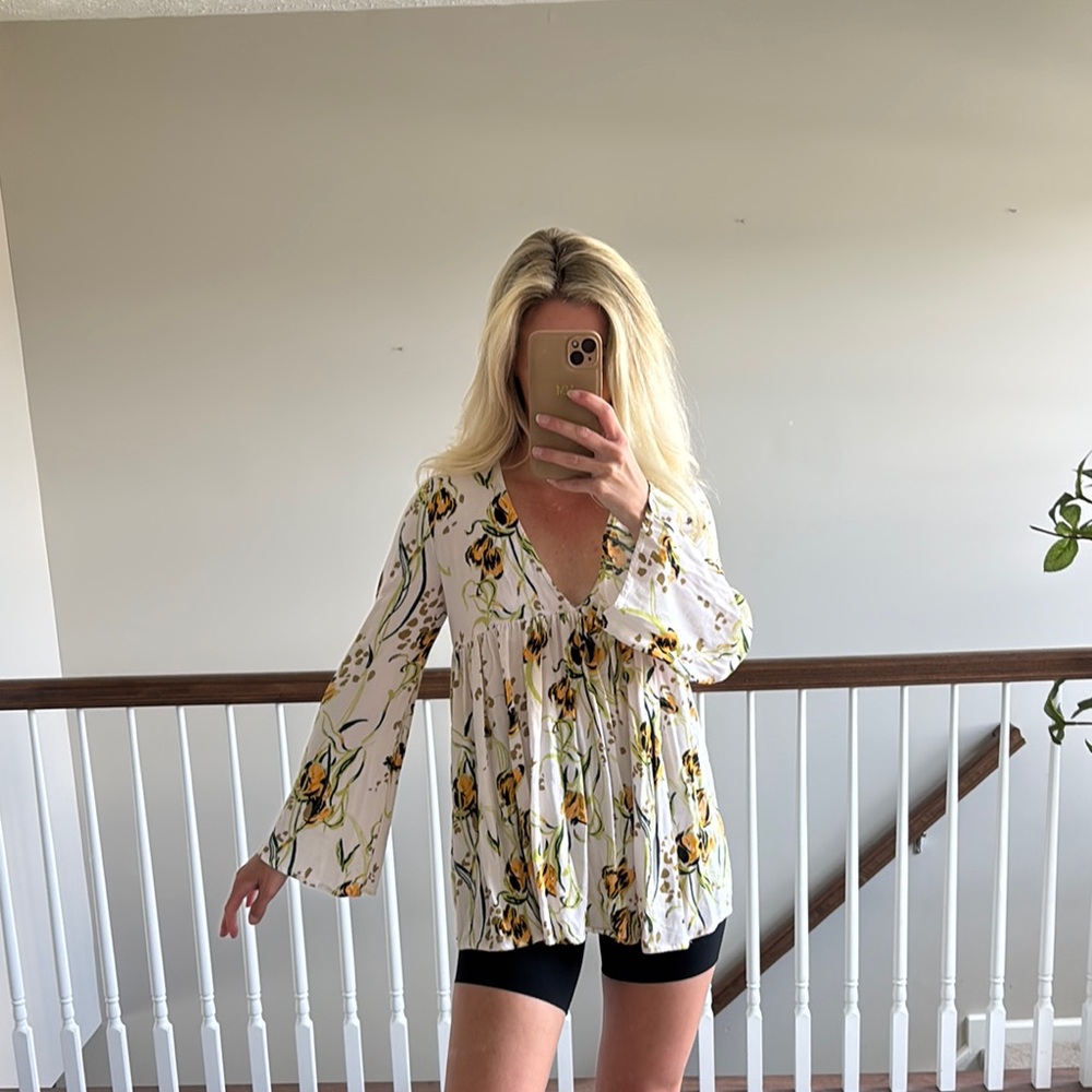 FREE PEOPLE bell sleeve top